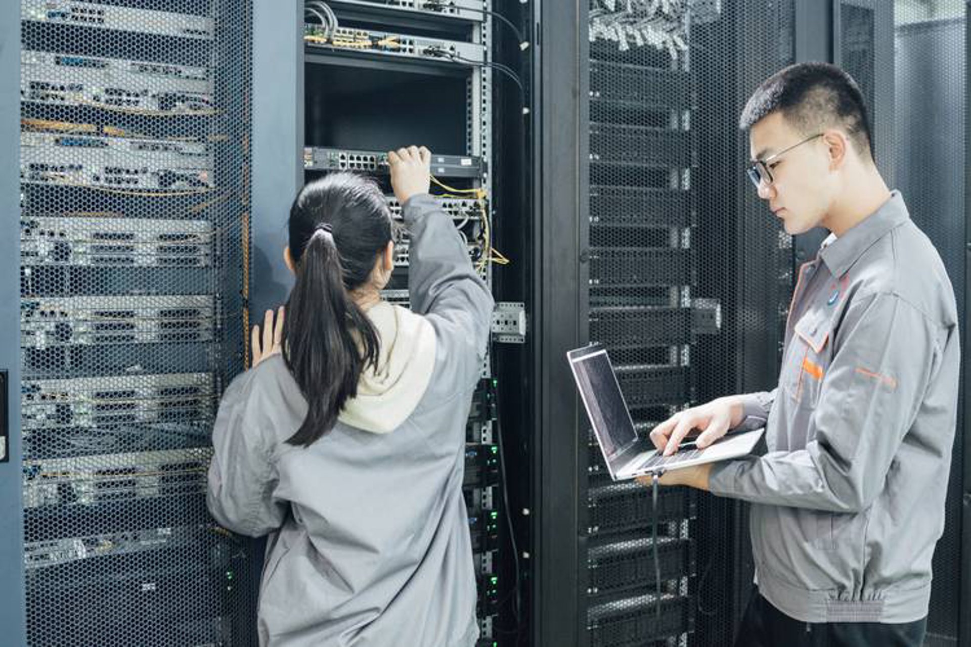 企业网站设计:构建企业数字名片